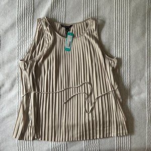 41 Hawthorn Pleated blouse